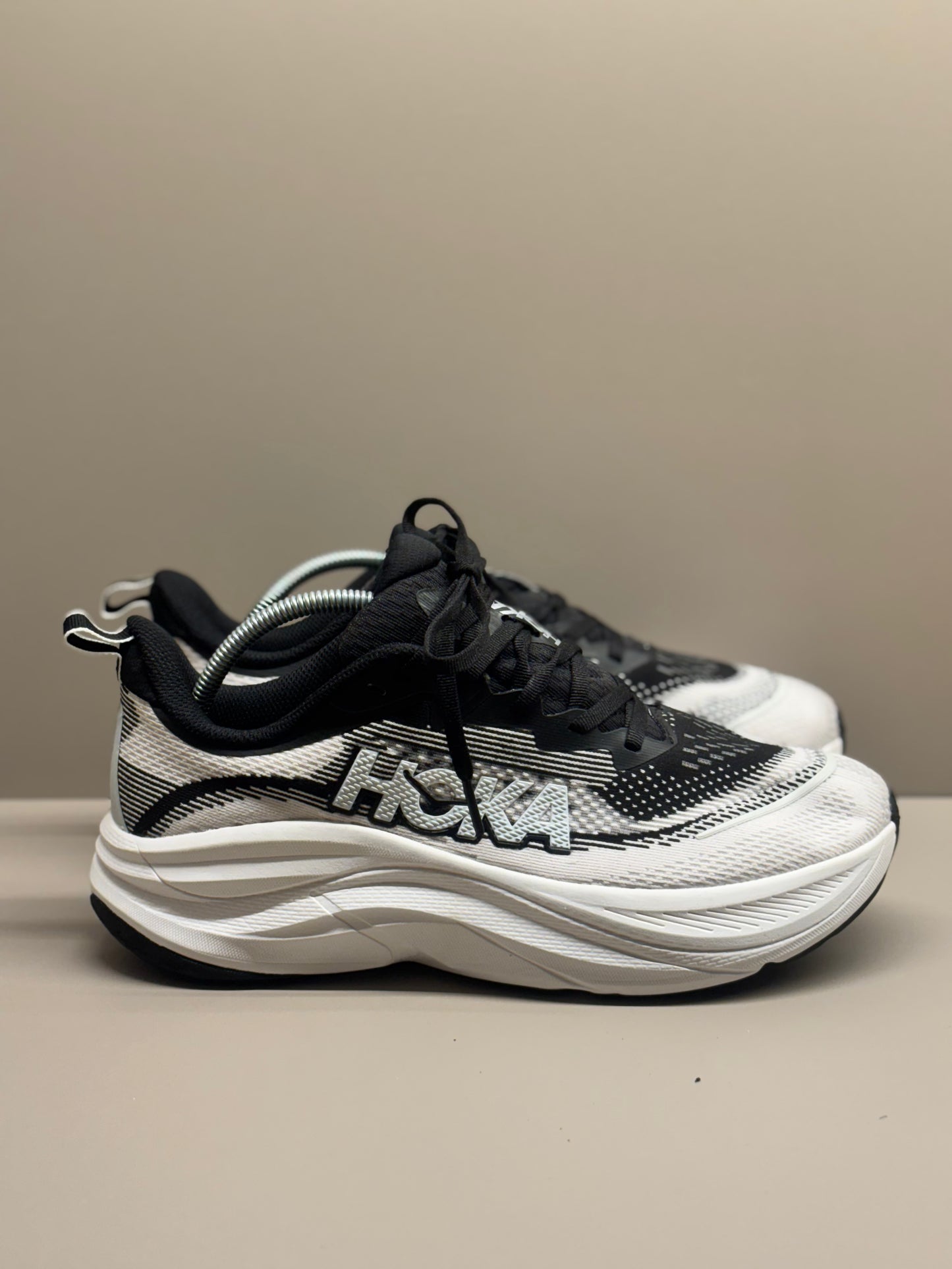 Hoka Skyflow Black and white