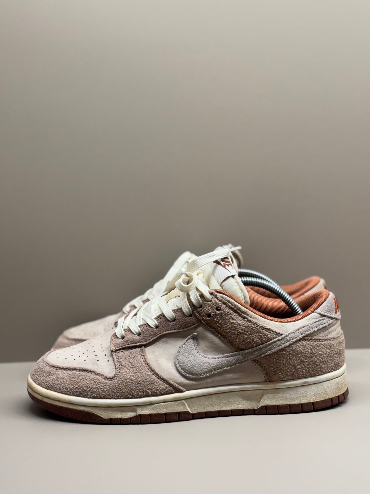 Nike Dunk Low "Medium curry"